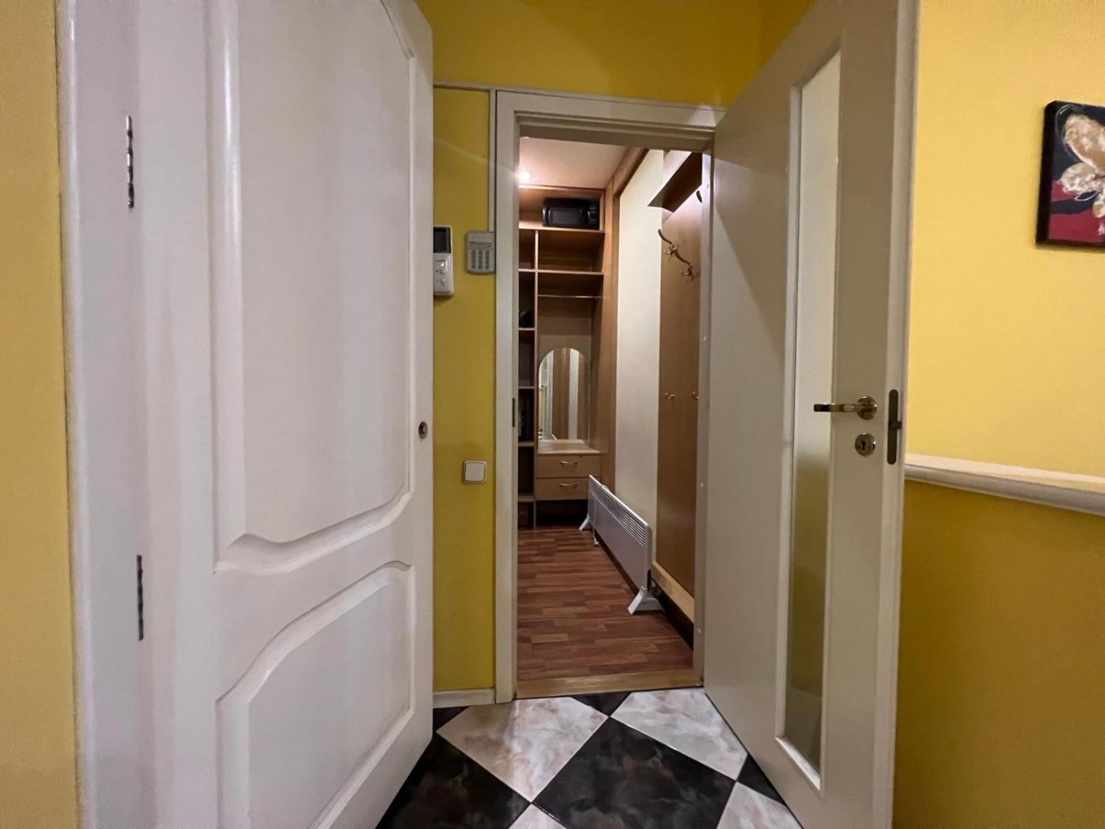 Apartment Near Gulliver 基輔 外观 照片