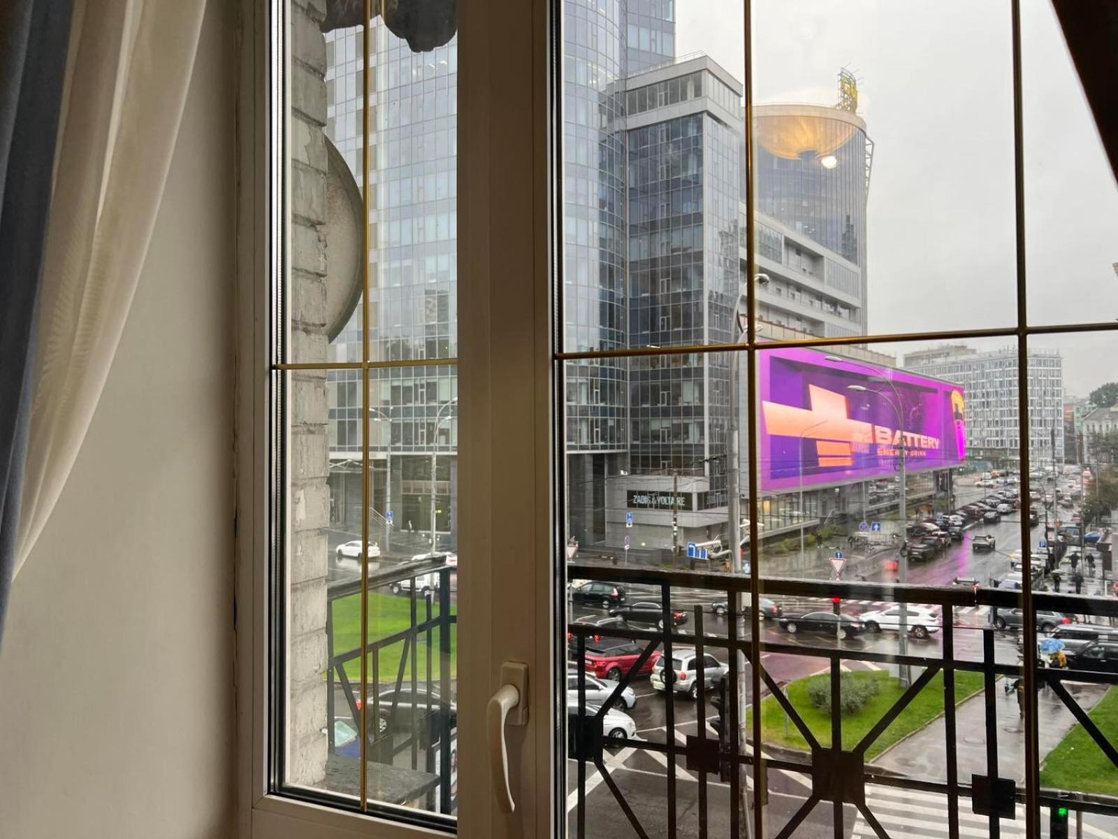 Apartment Near Gulliver 基輔 外观 照片