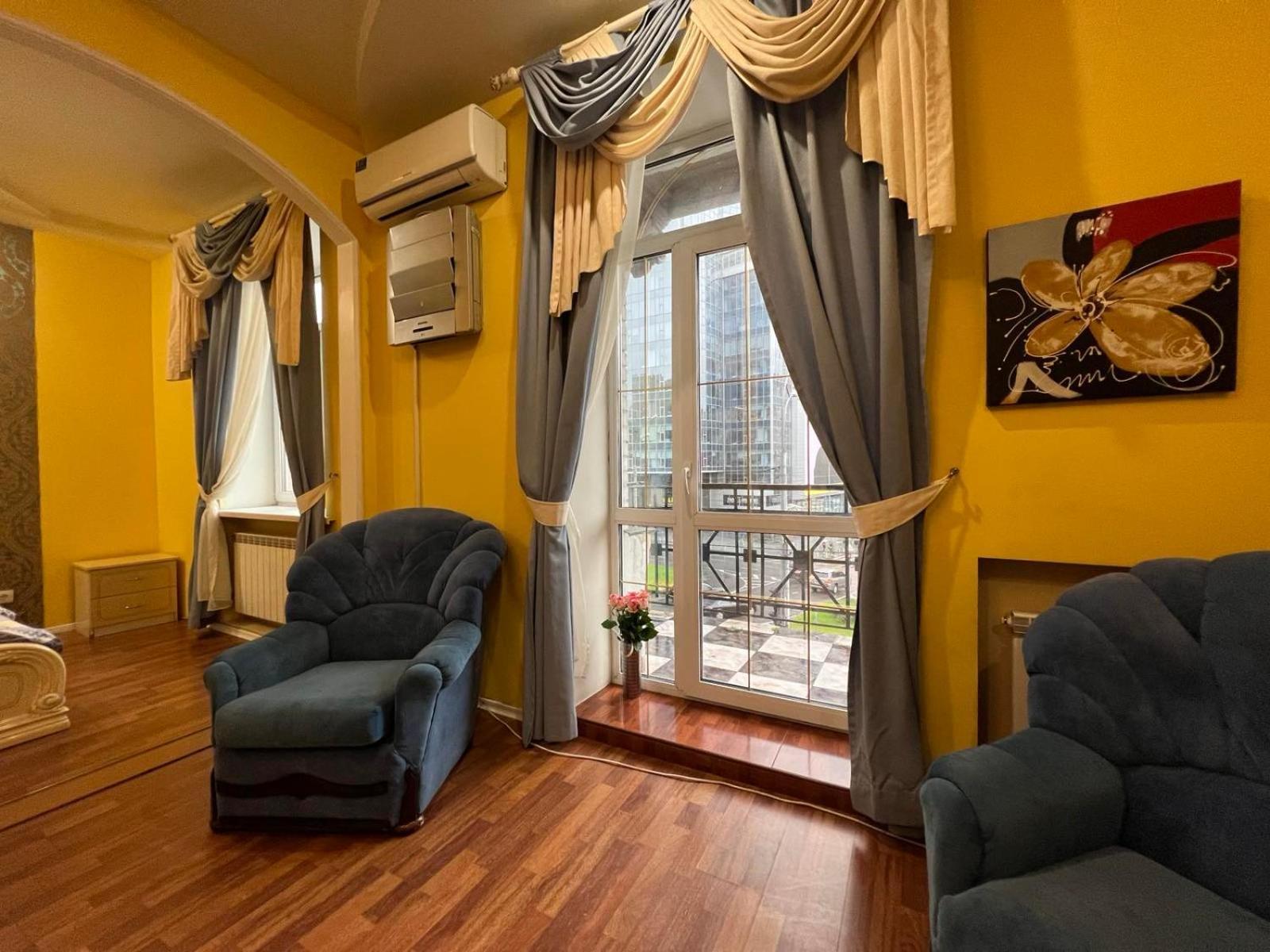 Apartment Near Gulliver 基輔 外观 照片